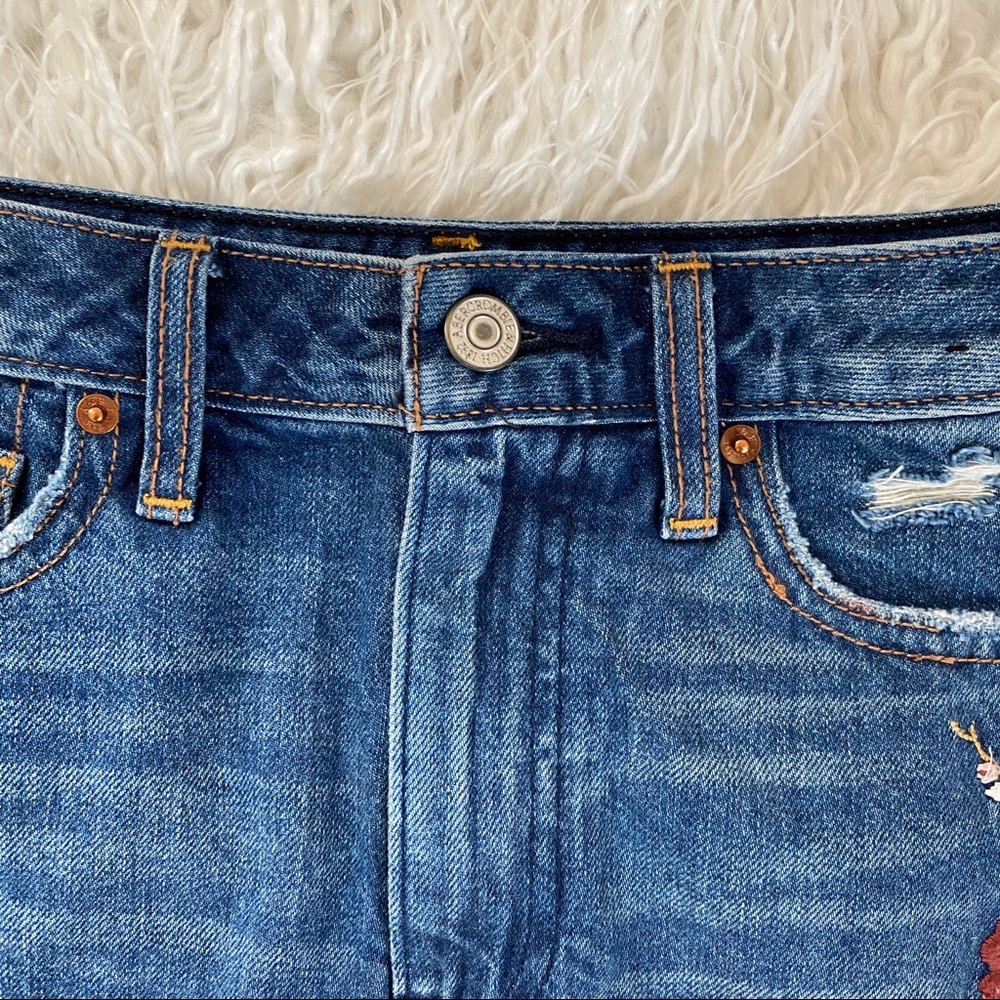 Abercrombie & Fitch floral embroidered denim skirt - Picture 6 of 11